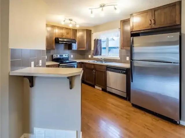 Apartment 3 Bedroom For Rent Calgary AB 1950 ES105135566