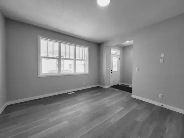 Apartment 3 Bedroom For Rent Calgary AB 1998 ES105167254