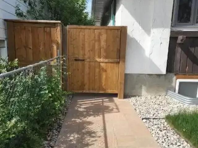 Apartment 3 Bedroom For Rent Calgary AB 1900 ES104598078