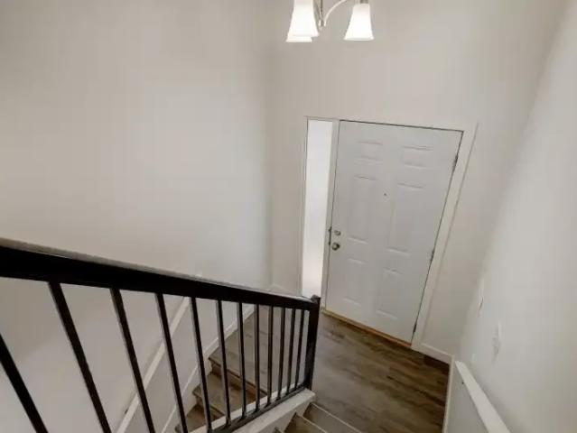 Apartment 3 Bedroom For Rent Calgary AB 1900 ES104753888