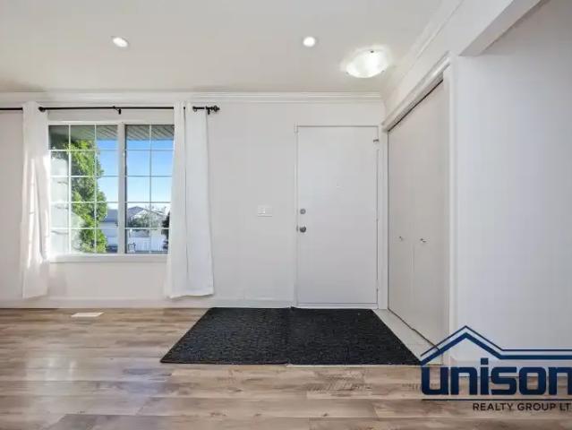Apartment 3 Bedroom For Rent Calgary AB 2000 ES105543398