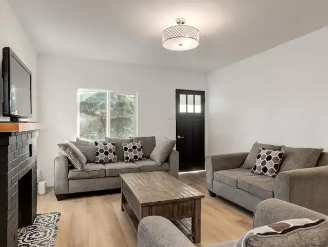 Apartment 3 Bedroom For Rent Calgary AB 2145 ES105150590