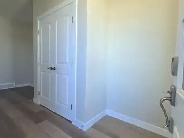 Apartment 3 Bedroom For Rent Calgary AB 2150 ES104972661