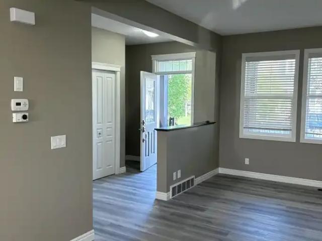 Apartment 3 Bedroom For Rent Calgary AB 2150 ES105100802