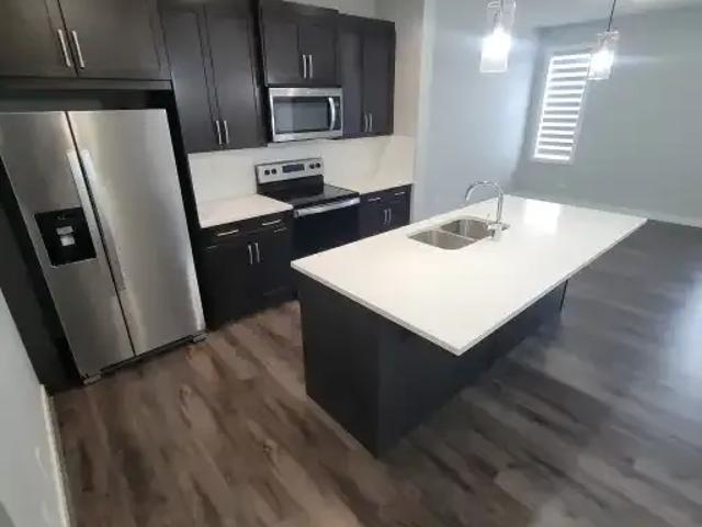 Apartment 3 Bedroom For Rent Calgary AB 2100 ES105623700