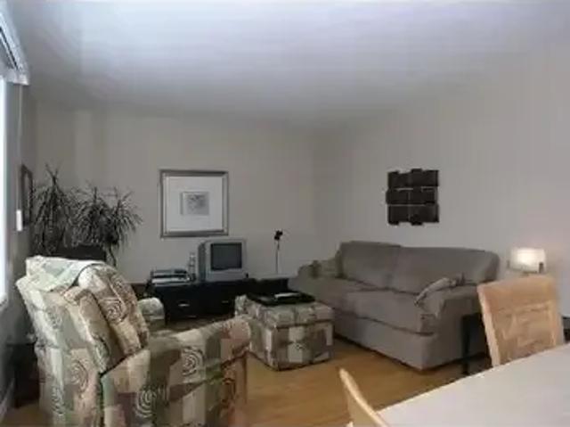 Apartment 3 Bedroom For Rent Calgary AB 2200 ES105467277