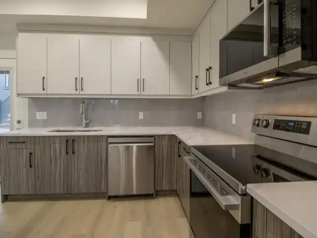 Apartment 3 Bedroom For Rent Calgary AB 2385 ES102952259