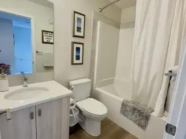 Apartment 3 Bedroom For Rent Calgary AB 2300 ES104841891