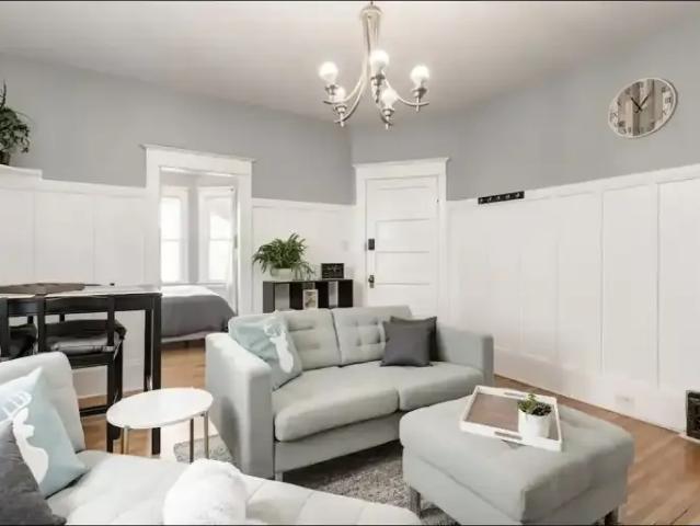 Apartment 3 Bedroom For Rent Calgary AB 2495 ES105248819