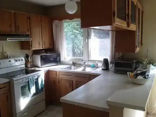 Apartment 3 Bedroom For Rent Calgary AB 800 ES106134489