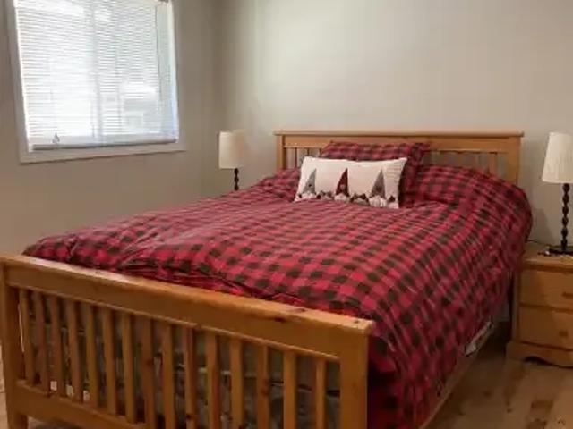 Apartment 3 Bedroom For Rent Canmore AB 4200 ELS104036277