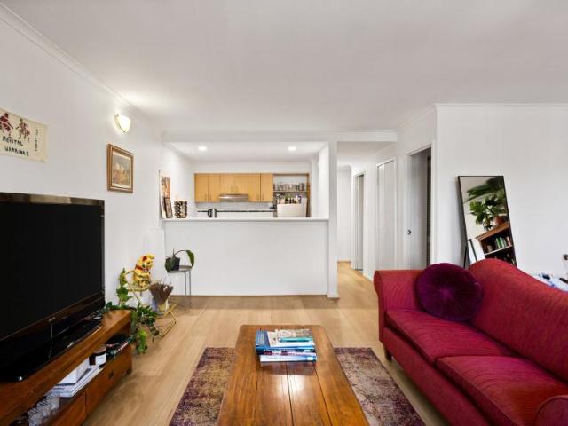 Apartment 3 Bedroom For Rent Carlton North VIC 820000 ES105825897