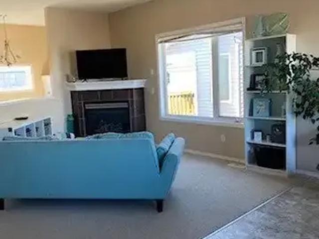 Apartment 3 Bedroom For Rent Carstairs AB 1775 ES105877240