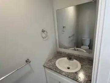 Apartment 3 Bedroom For Rent Clairmont AB 2300 ES103368004