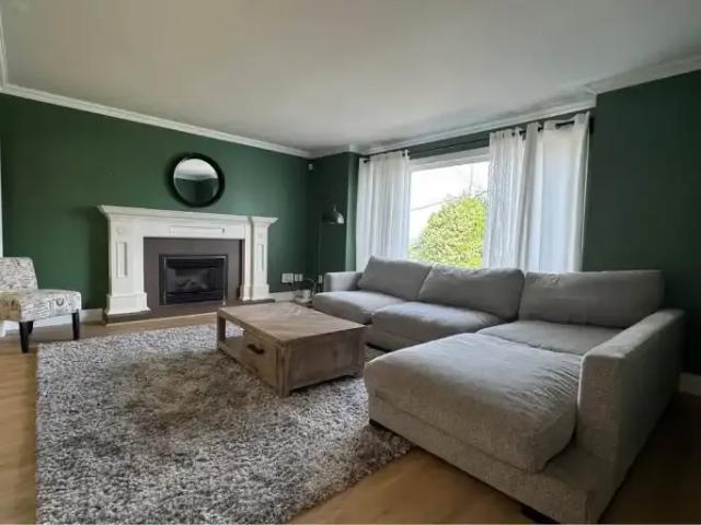 Apartment 3 Bedroom For Rent Delta BC 3700 ES105435131
