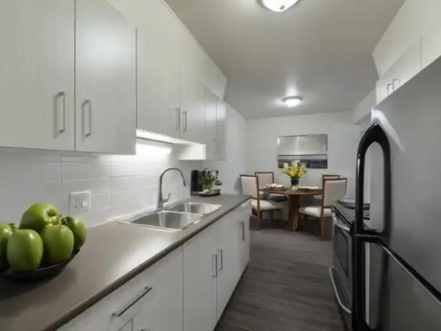Apartment 3 Bedroom For Rent Edmonton AB 1429 ES104990697