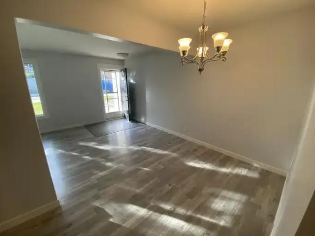 Apartment 3 Bedroom For Rent Edmonton AB 1480 ELS105704191