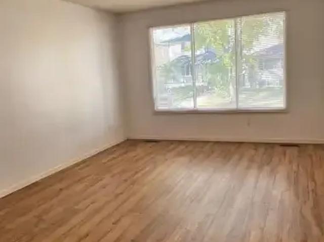 Apartment 3 Bedroom For Rent Edmonton AB 1600 ES106134314