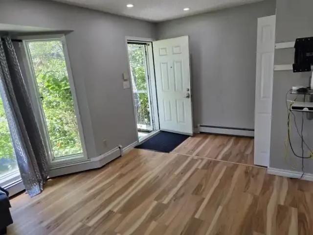 Apartment 3 Bedroom For Rent Edmonton AB 1800 ES104182933