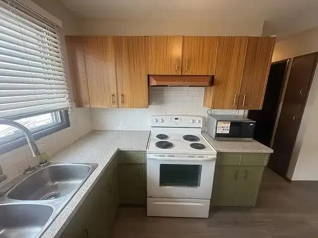 Apartment 3 Bedroom For Rent Edmonton AB 1850 ES105269349