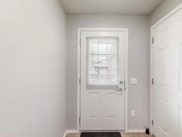 Apartment 3 Bedroom For Rent Edmonton AB 1950 ELS105602284