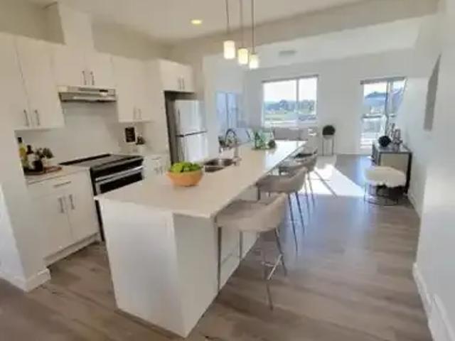 Apartment 3 Bedroom For Rent Edmonton AB 1950 ES103840176
