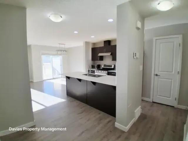 Apartment 3 Bedroom For Rent Edmonton AB 2500 ES106148382
