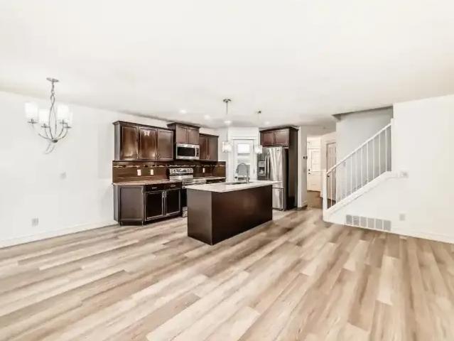 Apartment 3 Bedroom For Rent Edmonton AB 2000 ES105135518