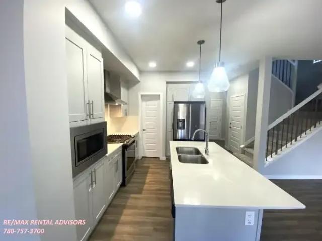 Apartment 3 Bedroom For Rent Edmonton AB 2195 ES106181447