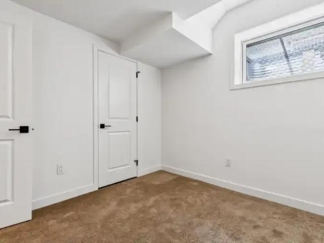 Apartment 3 Bedroom For Rent Edmonton AB 2250 ES103569102