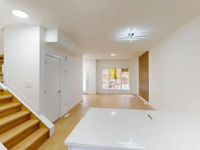 Apartment 3 Bedroom For Rent Edmonton AB 2350 ELS105378445