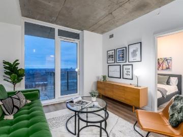 Garneau, Edmonton, Alberta - Terrace, Balcony