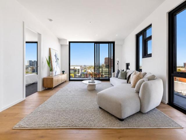 Apartment 3 Bedroom For Rent Footscray VIC ES105819738