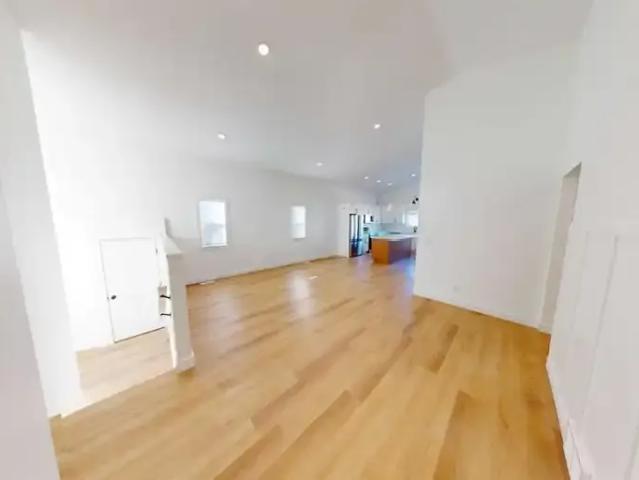 Apartment 3 Bedroom For Rent Grande Prairie AB 2500 ES103879552