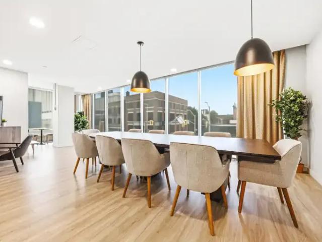 Apartment 3 Bedroom For Rent Hamilton ON 2725 ES104711066