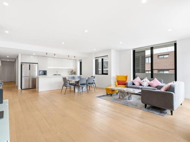 Apartment 3 Bedroom For Rent Kellyville, NSW ES105863165