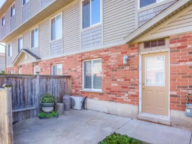 Apartment 3 Bedroom For Rent Kitchener ON 2395 ES98955171
