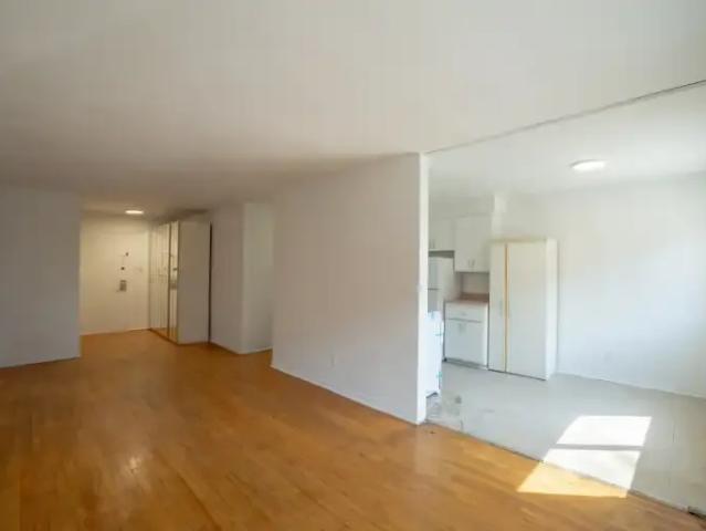 Apartment 3 Bedroom For Rent Lachine QC 1595 ES103611418