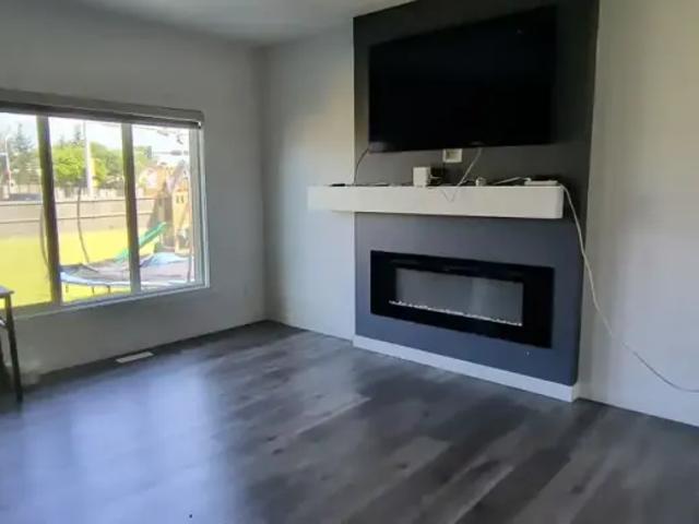 Apartment 3 Bedroom For Rent Leduc AB 2300 ES104986026