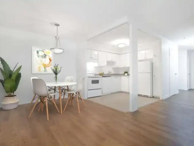 Apartment 3 Bedroom For Rent Pointe QC 2625 ES104752415