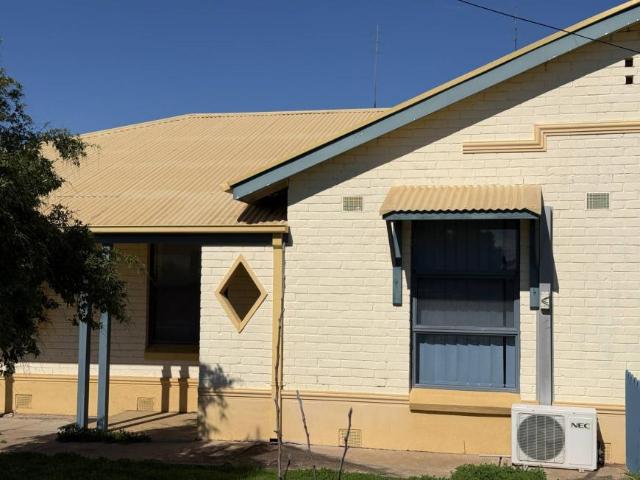 Apartment 3 Bedroom For Rent Port Pirie SA ES105011576