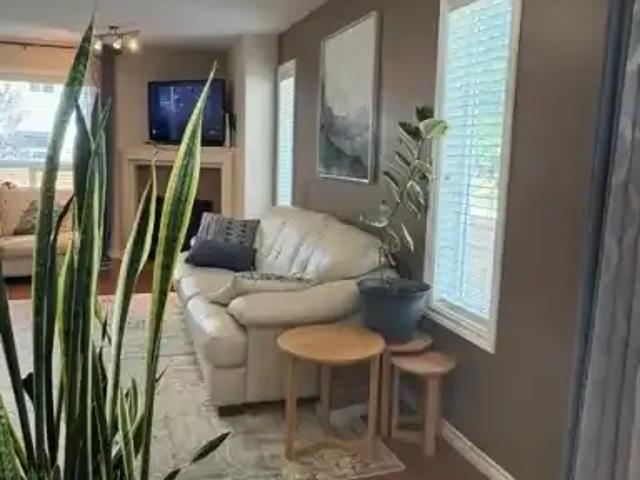 Apartment 3 Bedroom For Rent St. Albert AB 2500 ES105326868