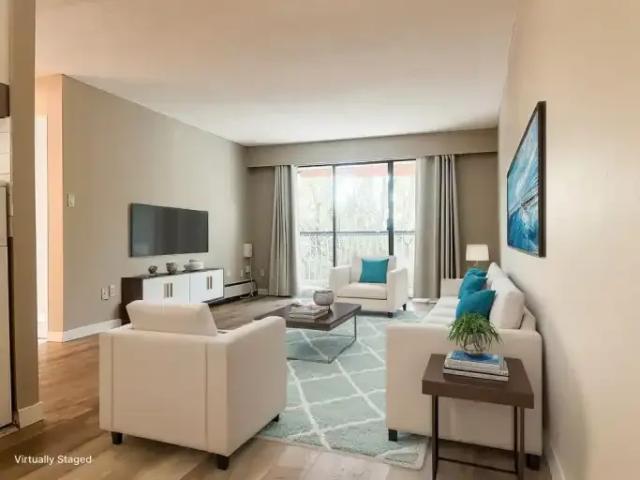 Apartment 3 Bedroom For Rent Surrey BC 2700 ES105280609