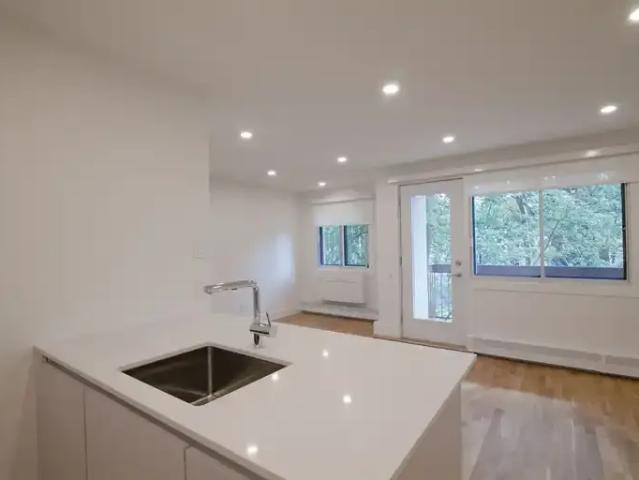 Apartment 3 Bedroom For Rent Saint QC 1785 ES103878562