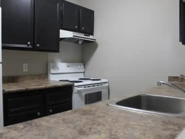 Apartment 3 Bedroom For Rent Saskatoon SK 1450 ES103739295