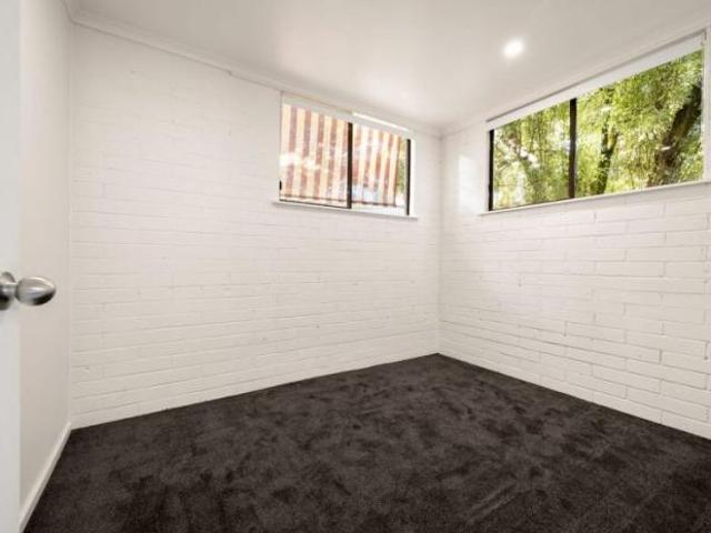 Apartment 3 Bedroom For Rent Tawonga South VIC 300 ES105556215