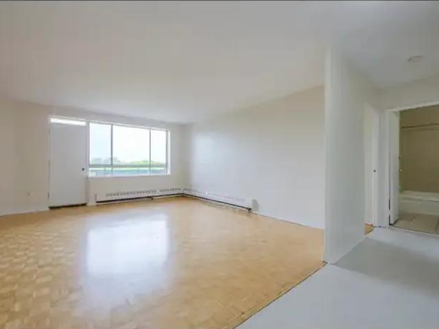 Apartment 3 Bedroom For Rent Toronto ON 2550 ELS99504288