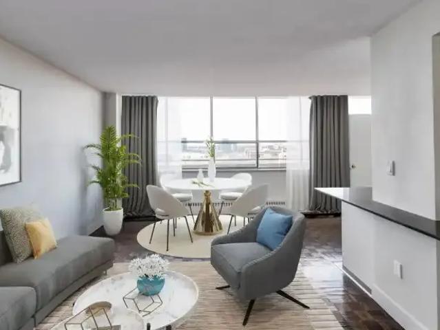 Apartment 3 Bedroom For Rent Toronto ON 2649 ES103611623