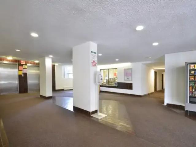 Apartment 3 Bedroom For Rent Toronto ON 2690 ES105185144