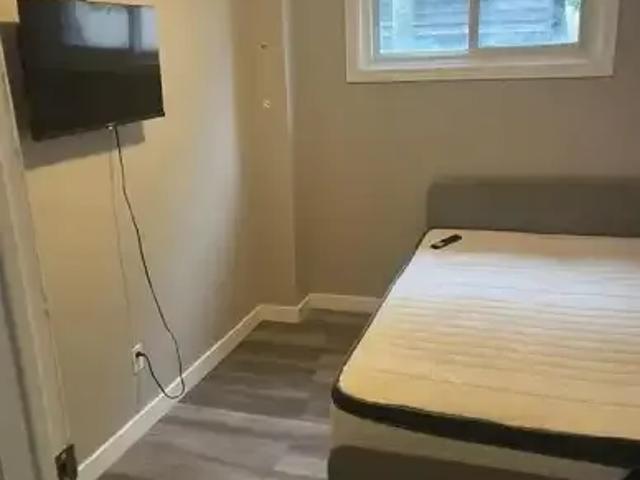 Apartment 3 Bedroom For Rent Windsor ON 1900 ES102578991